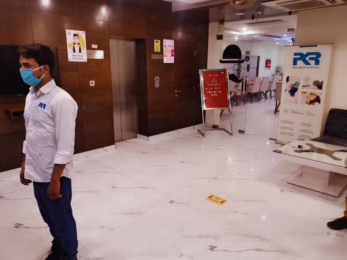 Hotel Pk Residency Noida Buitenkant foto