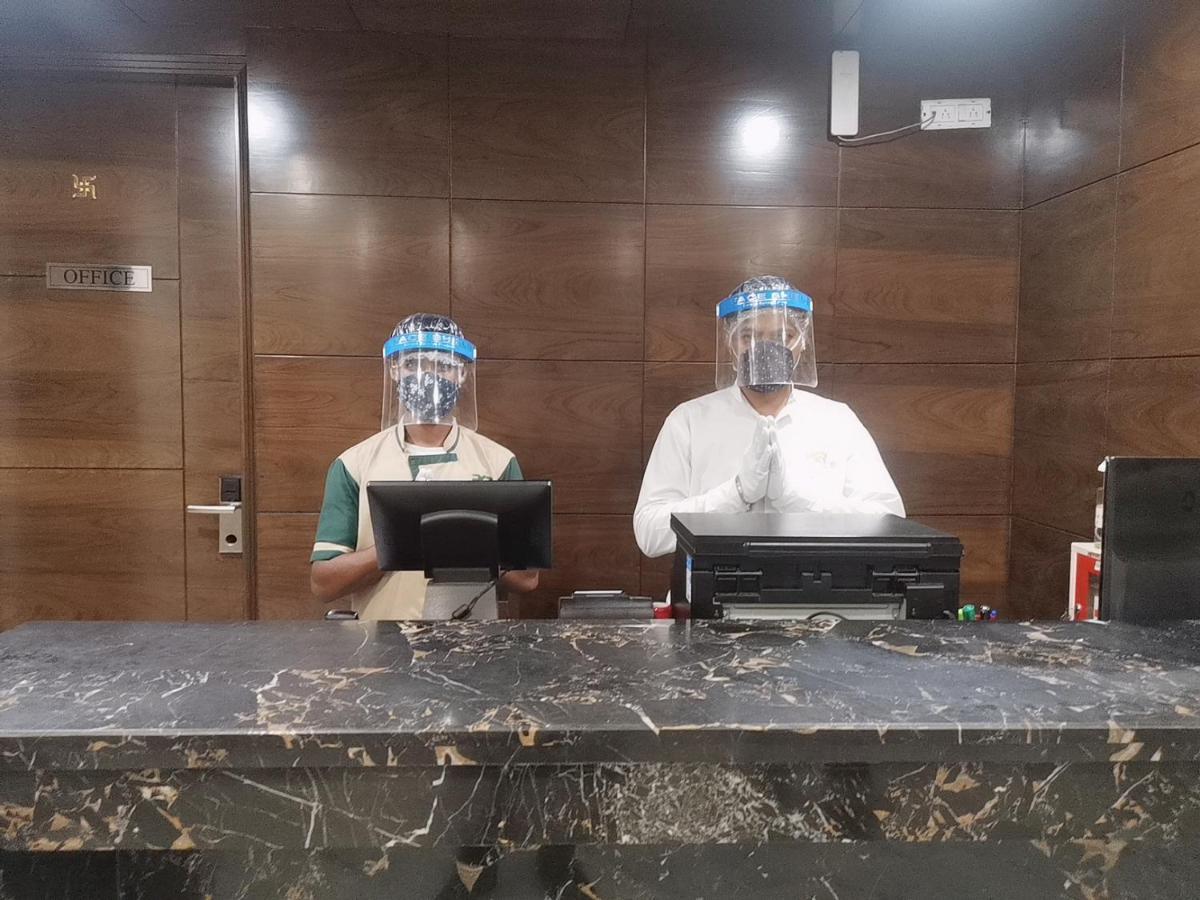 Hotel Pk Residency Noida Buitenkant foto