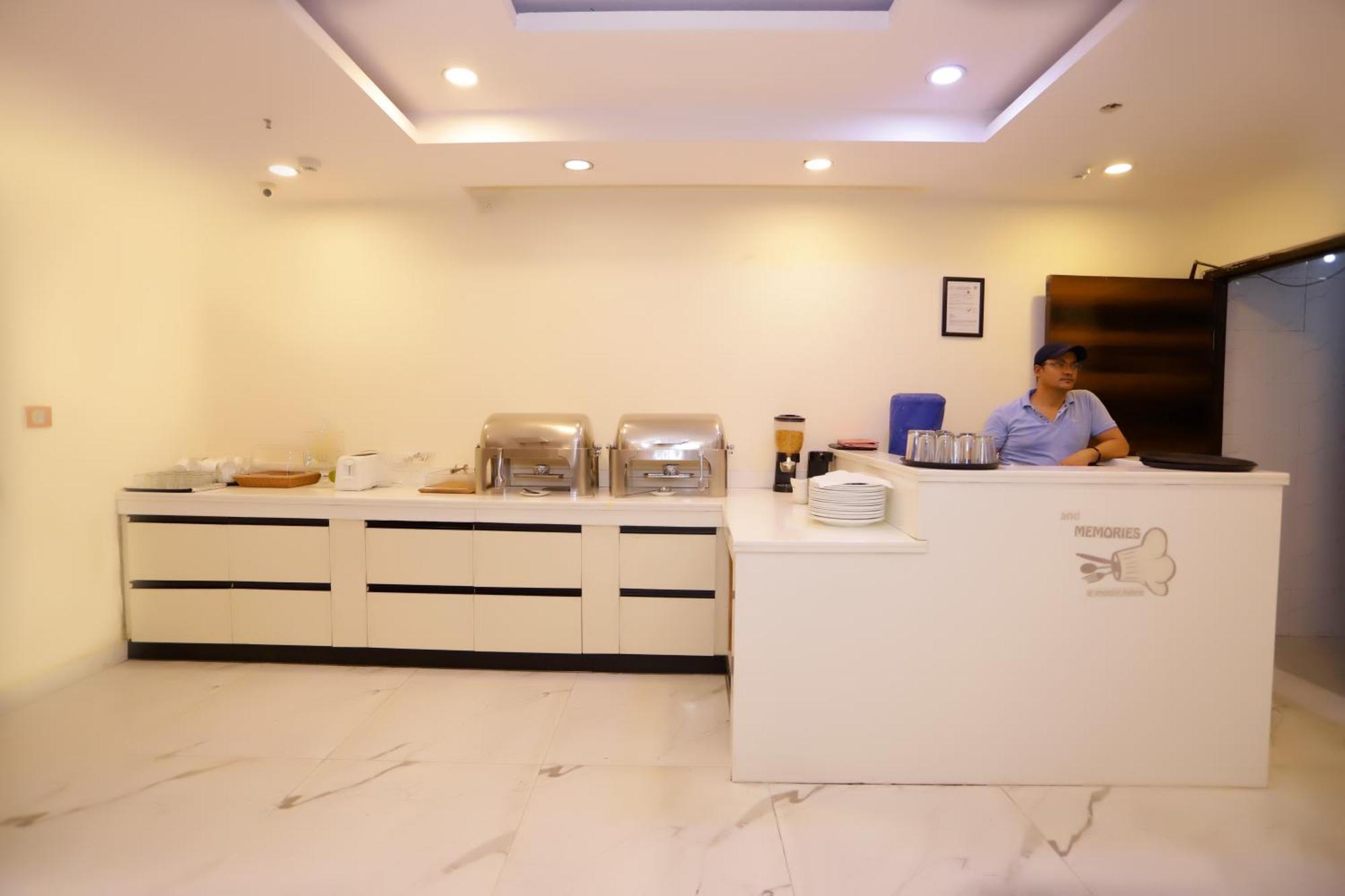 Hotel Pk Residency Noida Buitenkant foto