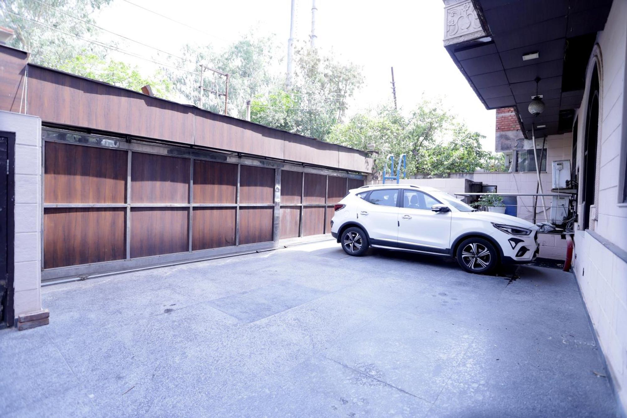 Hotel Pk Residency Noida Buitenkant foto