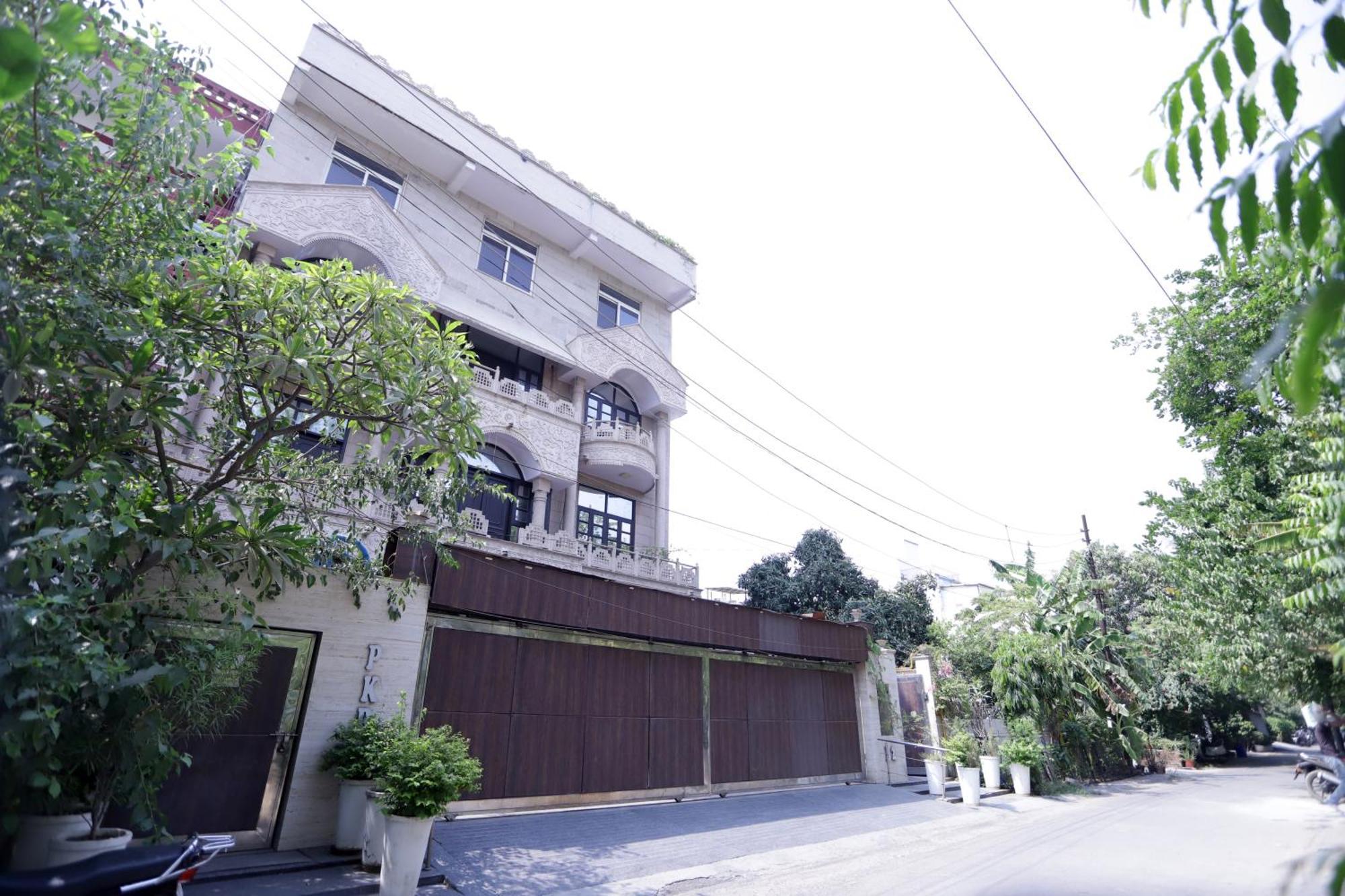 Hotel Pk Residency Noida Buitenkant foto