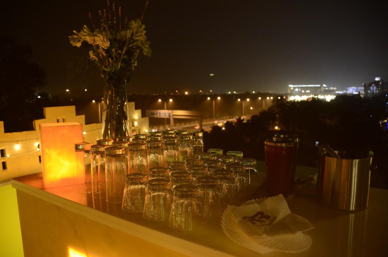 Hotel Pk Residency Noida Buitenkant foto