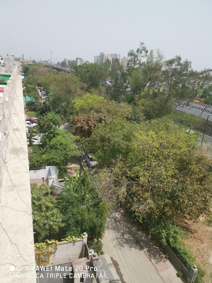 Hotel Pk Residency Noida Buitenkant foto